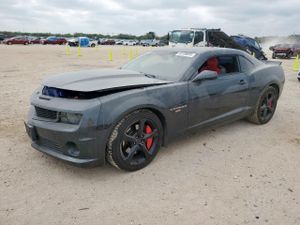 Chevrolet Camaro 2SS 6.2L 8 2013