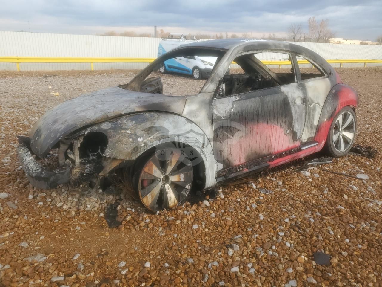 Volkswagen Beetle TURBO 2.0L 4 2012