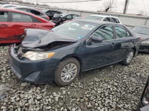 Toyota Camry L 2.5L 4 2014