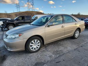 Toyota Camry LE 2.4L 4 2005