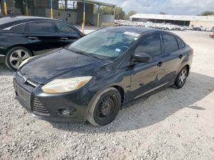 Ford Focus S 2.0L 4 2014