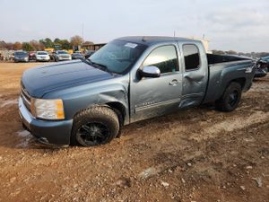 Chevrolet Silverado 1500 K1500 LT 5.3L 8 2011