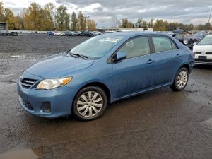 Toyota Corolla BASE 1.8L 4 2013