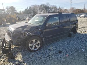 Jeep Patriot LATITUDE 2.4L 4 2013