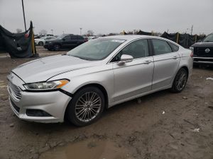 Ford Fusion SE 2.0L 4 2014