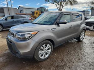 Kia Soul + 2.0L 4 2015