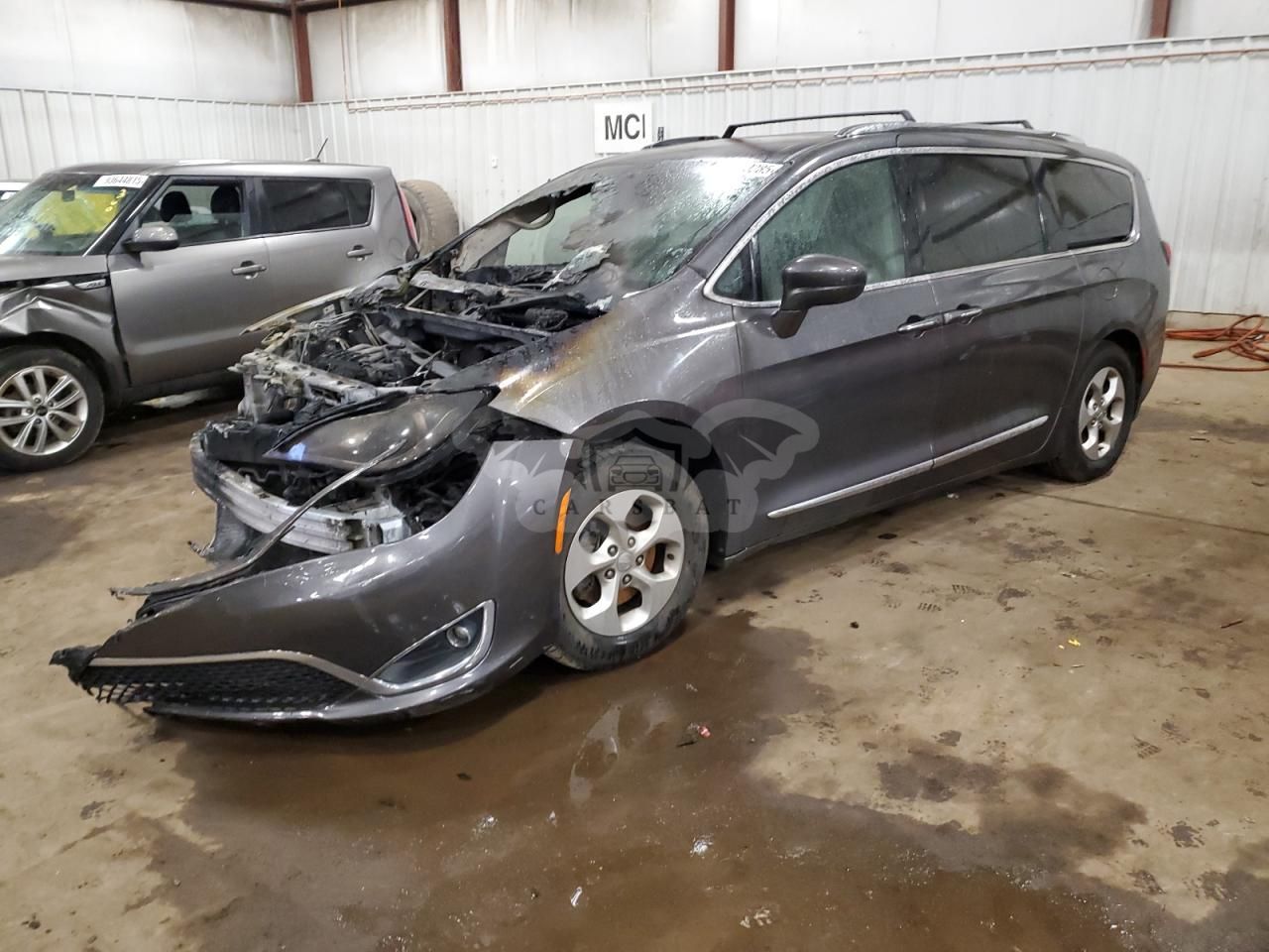 Chrysler Pacifica TOURING L PLUS 3.6L 6 2017