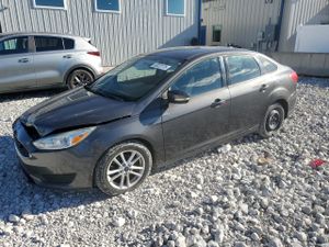 Ford Focus SE 2.0L 4 2015