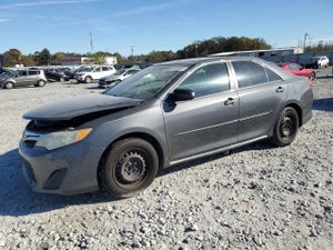 Toyota Camry LE 2.5L 4 2012