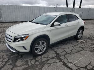 Mercedes-Benz GLA 250 2.0L 4 2015