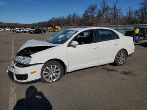 Volkswagen Jetta SE 2.5L 5 2010