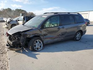 Toyota Sienna XLE 3.3L 6 2006