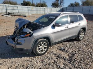 Jeep Cherokee LATITUDE 2.4L 4 2018