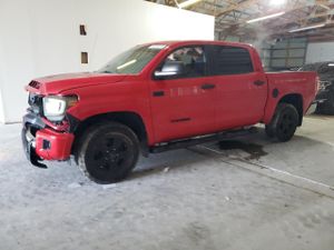 Toyota Tundra CREWMAX SR5 5.7L 8 2015