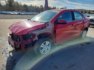 Chevrolet Aveo (Sonic) LT 1.8L 4 2013
