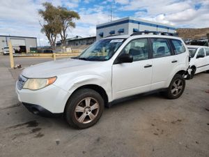 Subaru Forester 2.5X 2.5L 4 2013