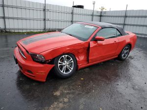Ford Mustang 3.7L 6 2014