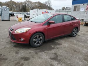 Ford Focus SE 2.0L 4 2014