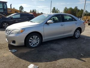 Toyota Camry BASE 2.5L 4 2011