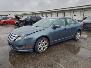 Ford Fusion SE 2.5L 4 2011