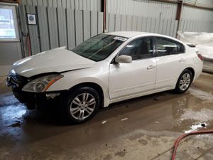 Nissan Altima BASE 2.5L 4 2012
