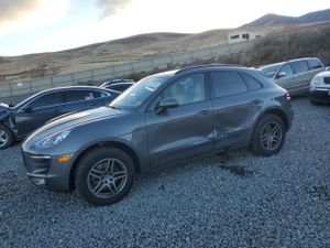 Porsche Macan 2.0L 4 2018