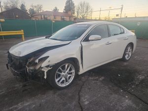 Nissan Maxima S 3.5L 6 2011