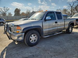GMC Sierra K1500 5.3L 8 2002