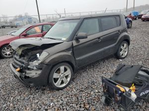 Kia Soul + 2.0L 4 2011