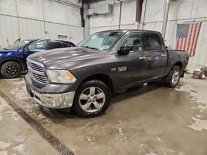RAM 1500 SLT 5.7L 8 2015