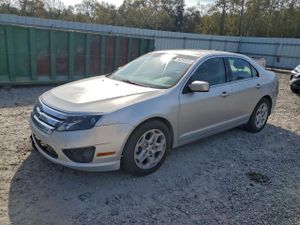 Ford Fusion SE 2.5L 4 2011
