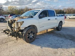 Nissan Titan S 5.6L 8 2022