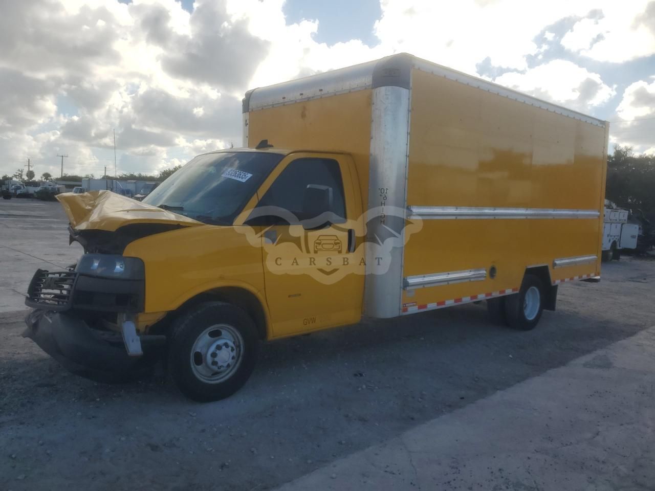 GMC Savana CUTAWAY G3500 6.6L 8 2021
