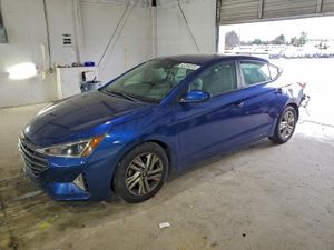 Hyundai Elantra SEL 2.0L 4 2019