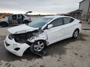 Hyundai Elantra GLS 1.8L 4 2013