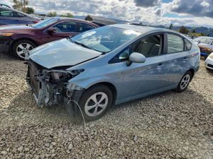 Toyota Prius 1.8L 4 2013