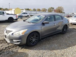 Nissan Altima 2.5 2.5L 4 2015