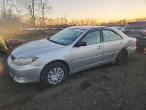 Toyota Camry LE 2.4L 4 2005