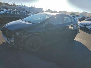 Toyota Prius 1.8L 4 2013