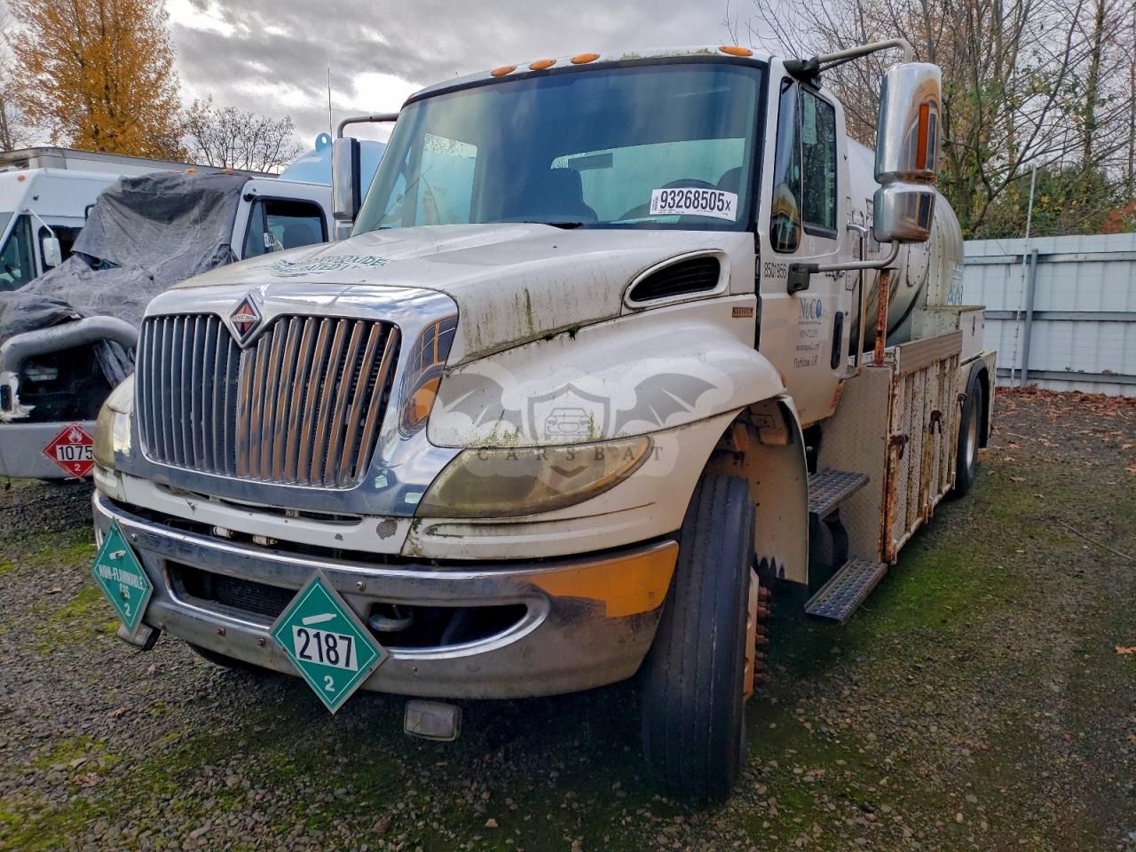 International DuraStar / 4000 4400 7.6L 6 2011