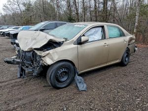 Toyota Corolla BASE 1.8L 4 2010