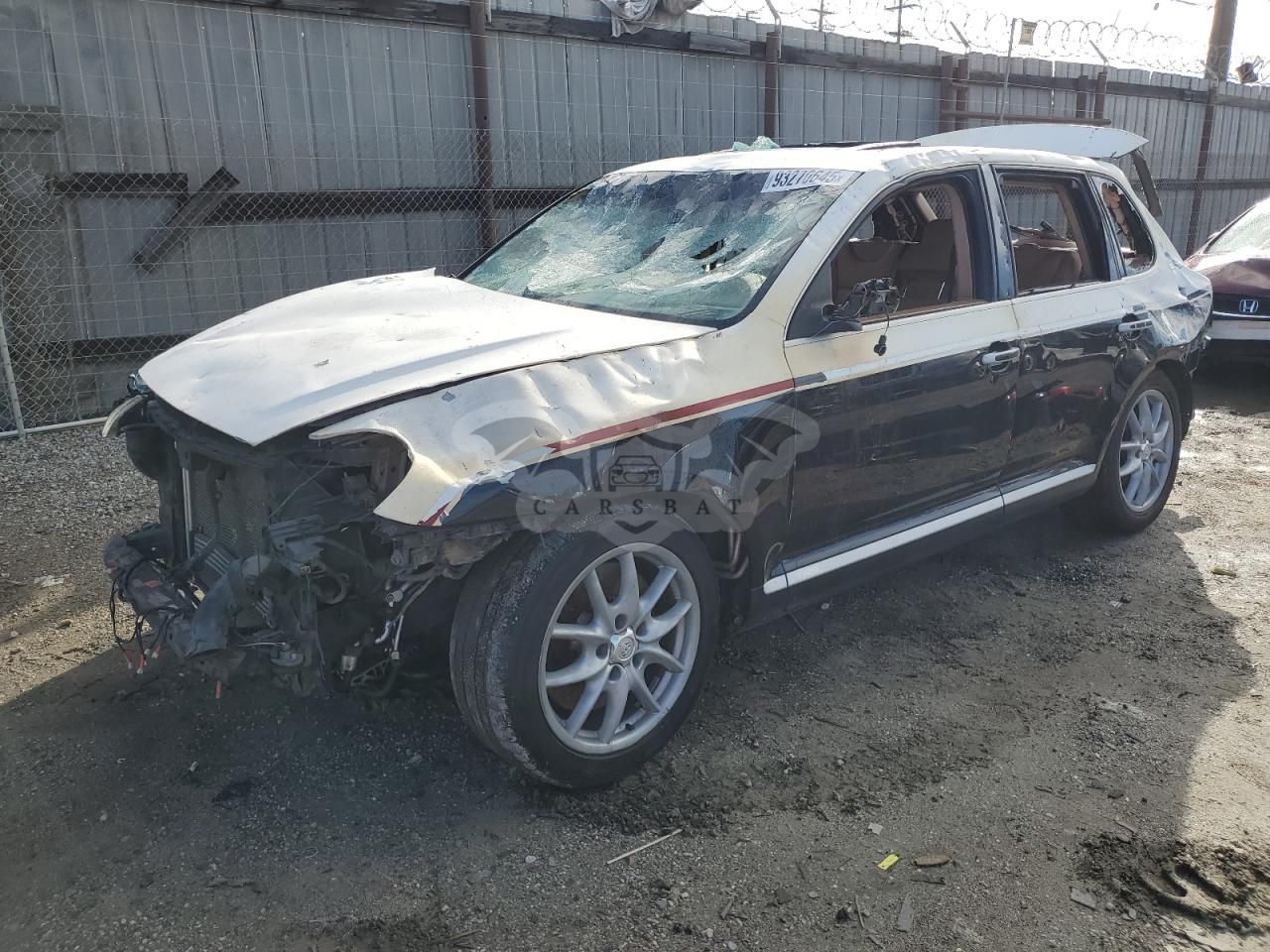 Porsche Cayenne TURBO 4.5L 8 2006