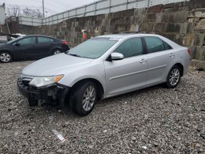 Toyota Camry L 2.5L 4 2014