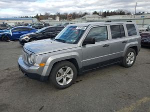 Jeep Patriot SPORT 2.4L 4 2014