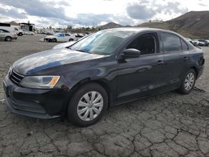 Volkswagen Jetta BASE 2 L 4 2015