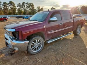 Chevrolet Silverado 1500 C1500 LT 5.3L 8 2013