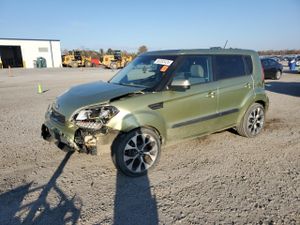 Kia Soul + 2.0L 4 2013