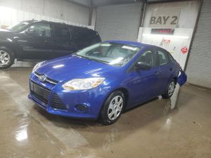 Ford Focus S 2.0L 4 2012