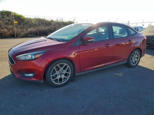 Ford Focus SE 2.0L 4 2015