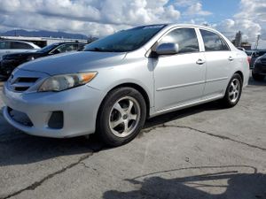 Toyota Corolla BASE 1.8L 4 2012